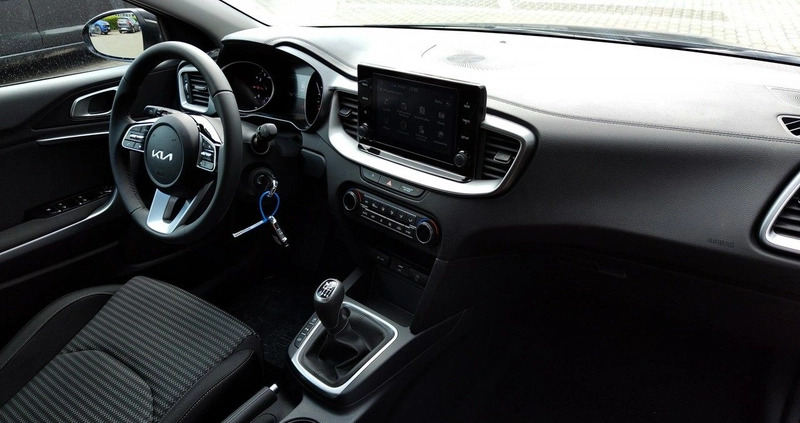 Kia Ceed cena 103500 przebieg: 10, rok produkcji 2024 z Pasym małe 436